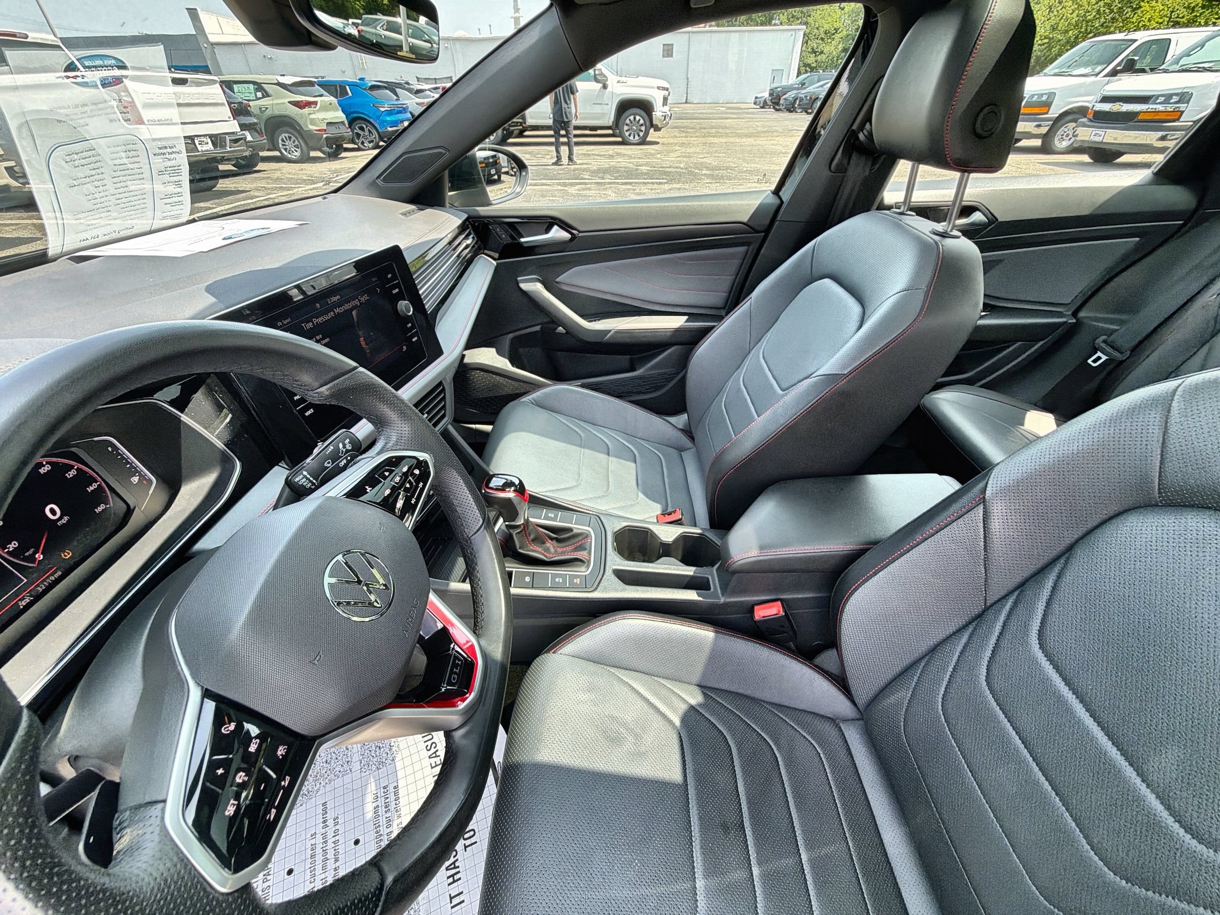 2025 Volkswagen Jetta GLI Autobahn - Photo 36