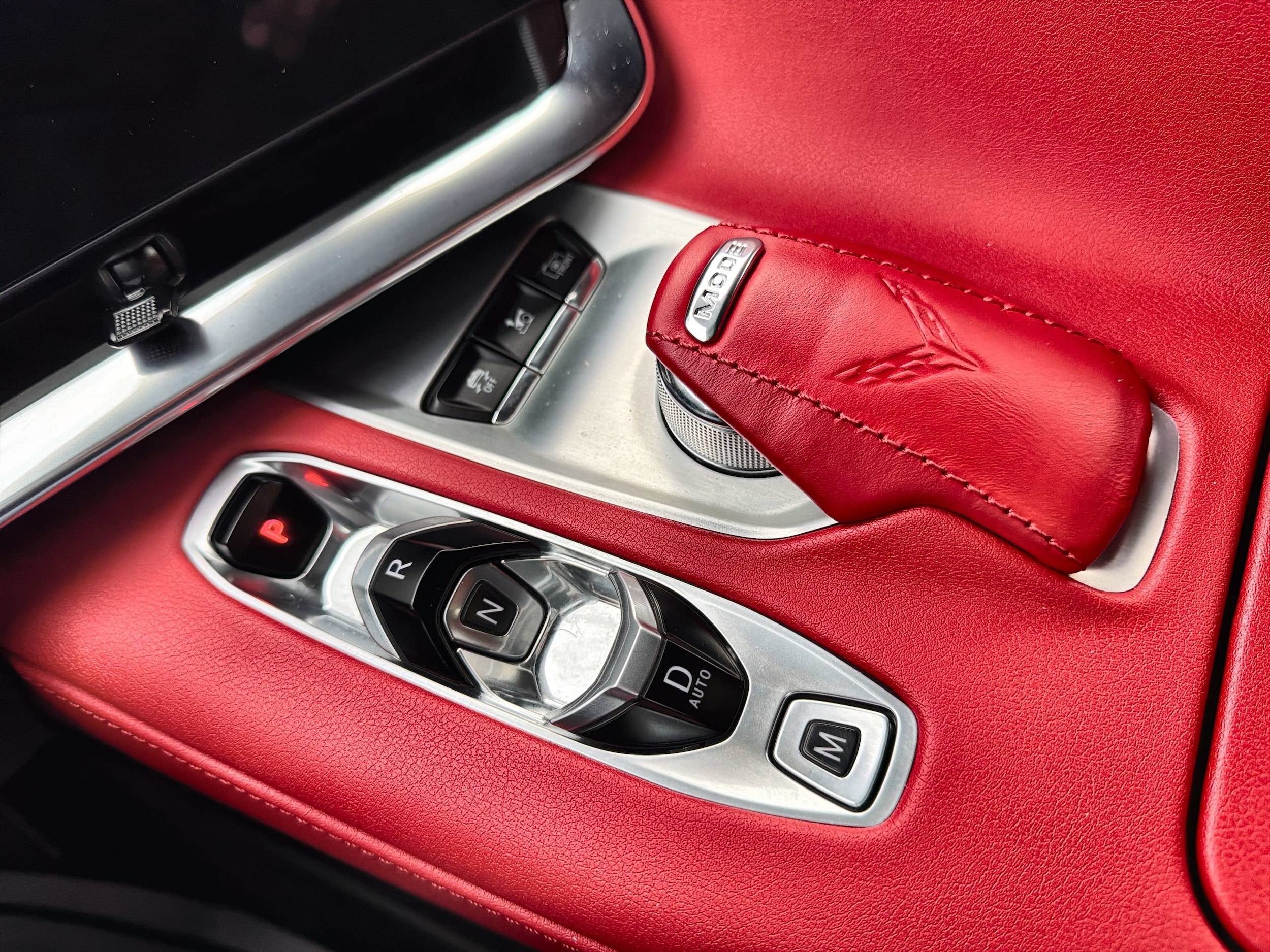 2020 Chevrolet Corvette 2LT - Photo 16