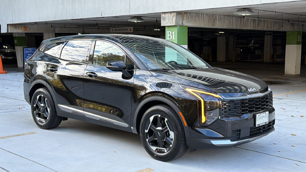 New 2027 Kia Sportage Hybrid S SUV