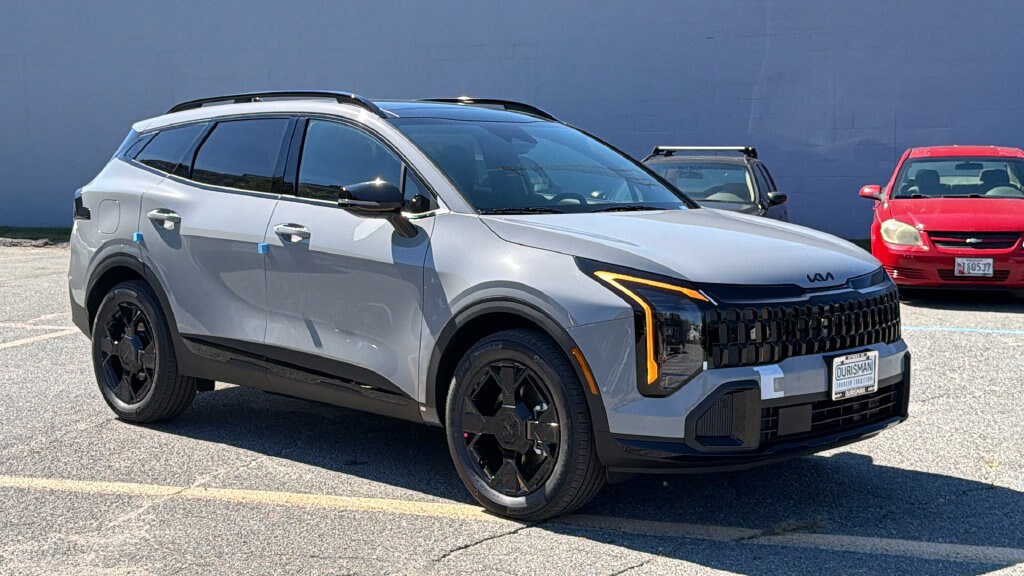 New 2027 Kia Sportage Plug-In Hybrid X-Line SUV
