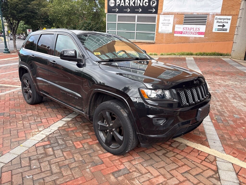Used 2015 Jeep Grand Cherokee Laredo 4x4 SUV
