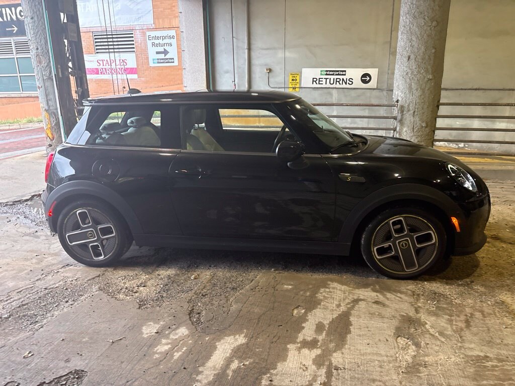 Used 2023 MINI Electric Hardtop 2 Door Cooper Signature Hatchback