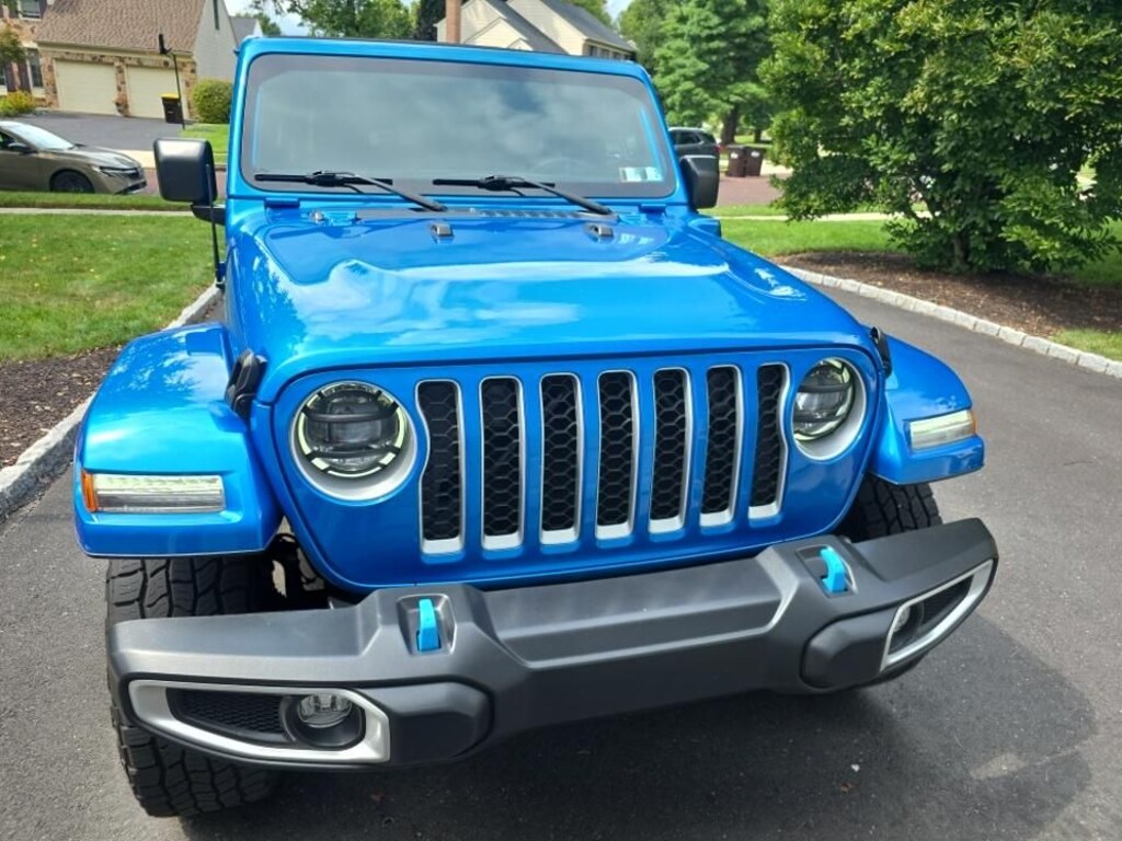 Used 2023 Jeep Wrangler 4xe Sahara SUV