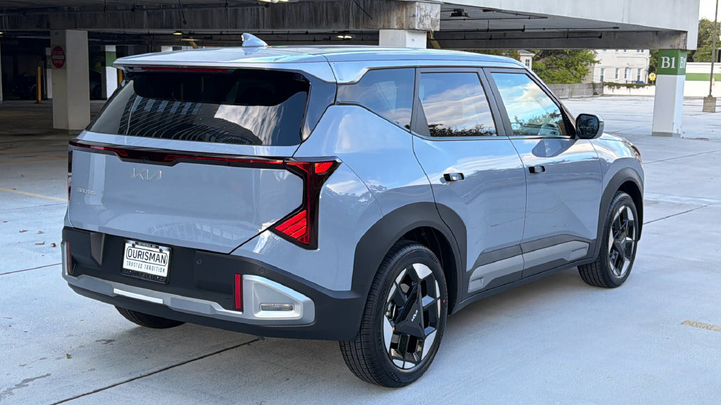 New 2027 Kia Seltos S SUV