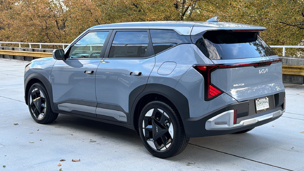New 2027 Kia Seltos S SUV