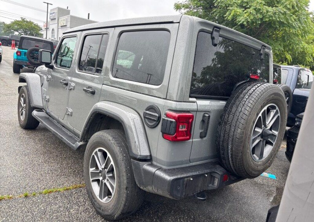 Used 2023 Jeep Wrangler Sahara SUV
