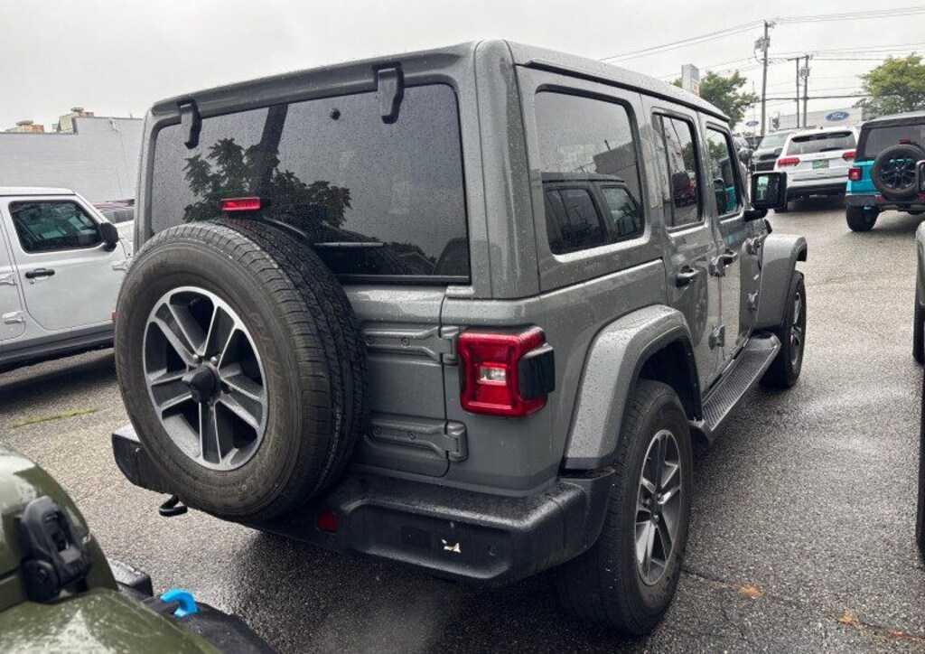 Used 2023 Jeep Wrangler Sahara SUV