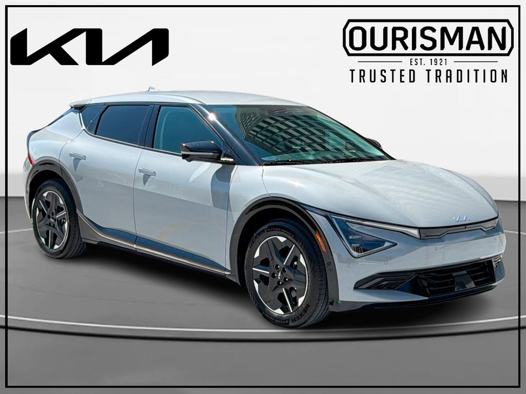 2026 Kia EV6 Wind SUV