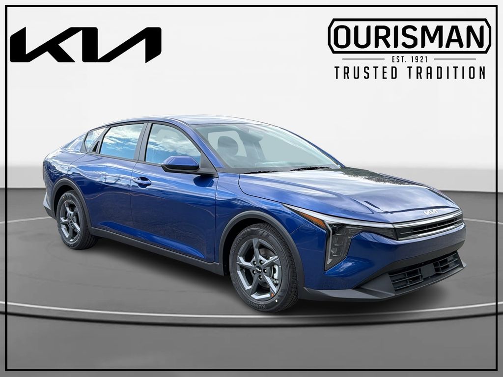 New 2026 Kia K4 LXS Sedan