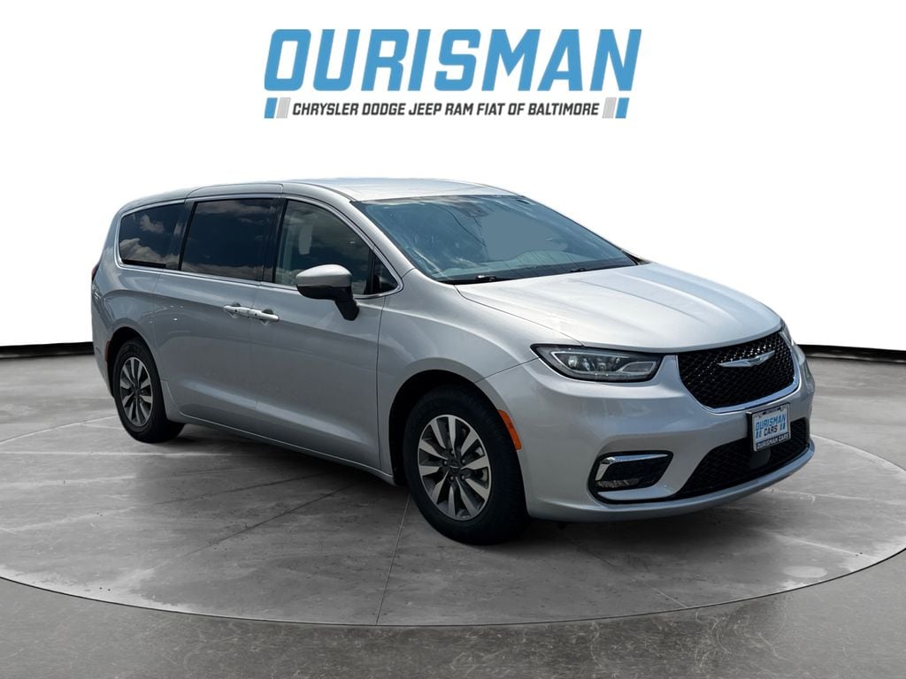 2023 Chrysler Pacifica Hybrid