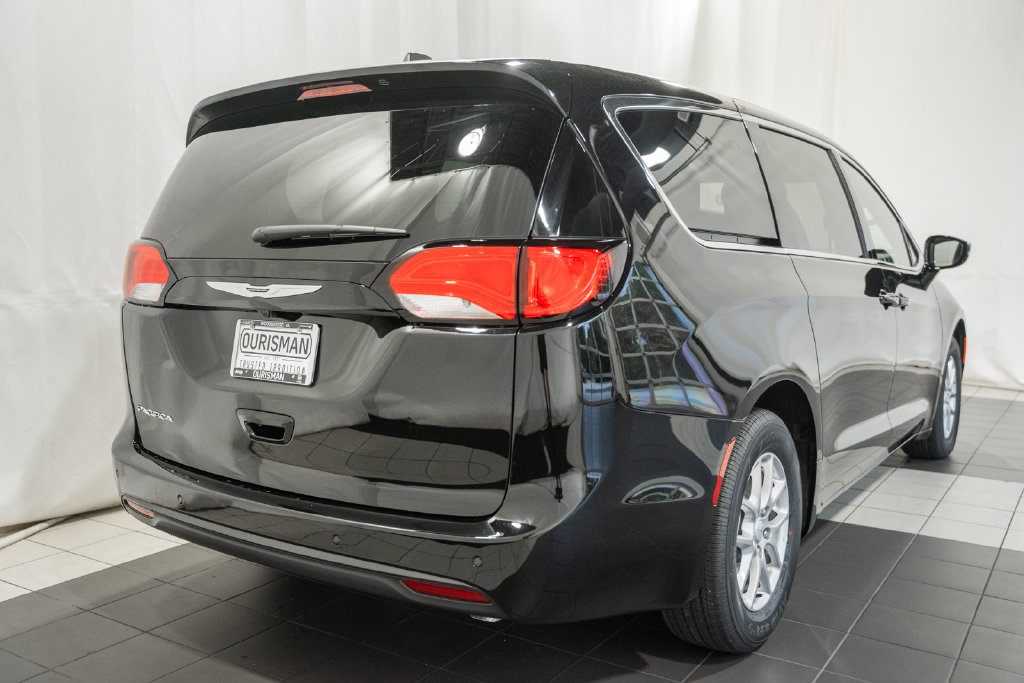 New 2027 Chrysler Pacifica LX Passenger Van