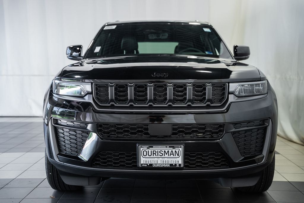 New 2026 Jeep Grand Cherokee Altitude Sport Utility