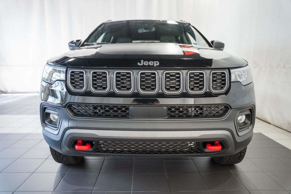 Certified 2025 Jeep Compass Trailhawk SUV