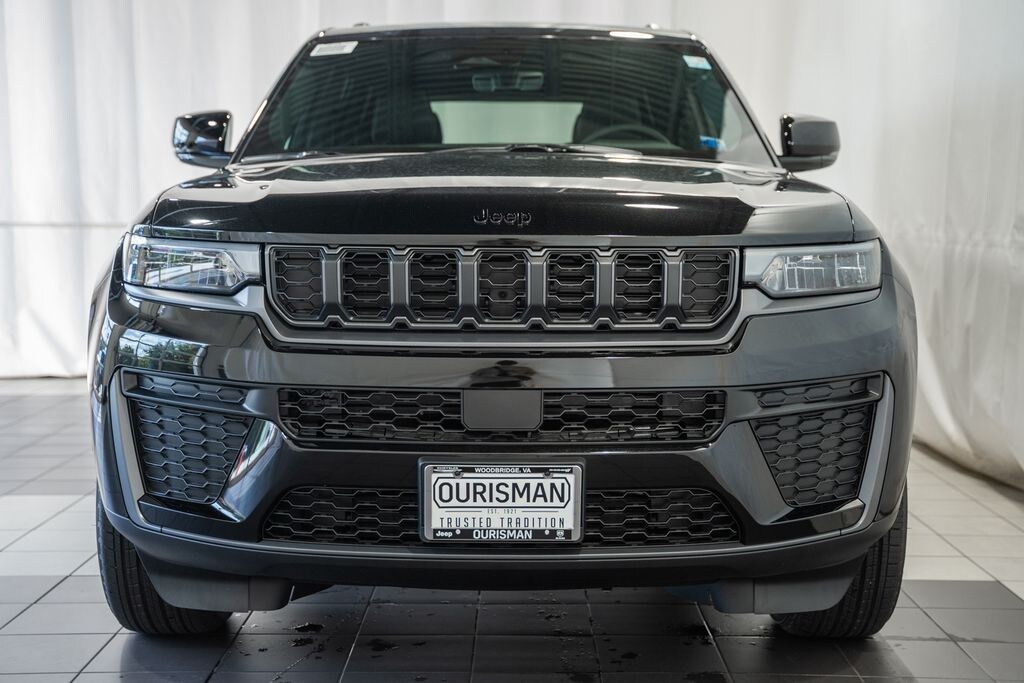 New 2026 Jeep Grand Cherokee Altitude Sport Utility
