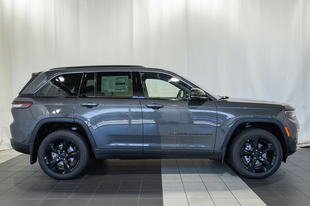 New 2026 Jeep Grand Cherokee Limited Sport Utility