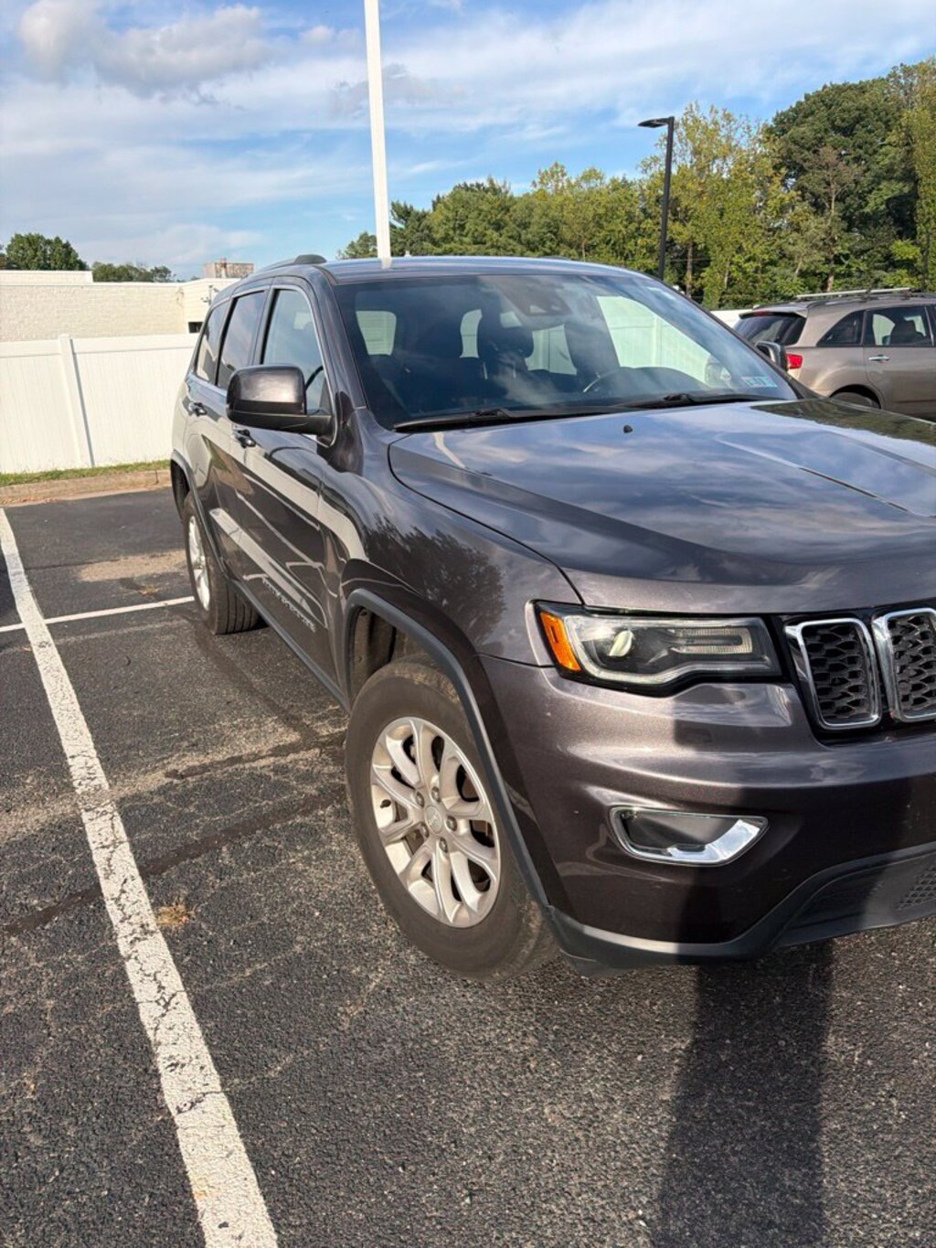 Used 2021 Jeep Grand Cherokee Laredo E SUV