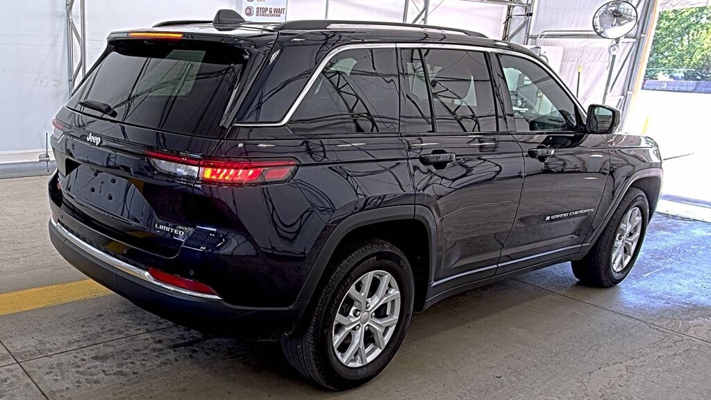 Used 2023 Jeep Grand Cherokee Limited SUV