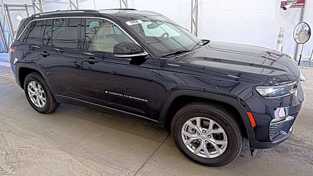 Used 2023 Jeep Grand Cherokee Limited SUV