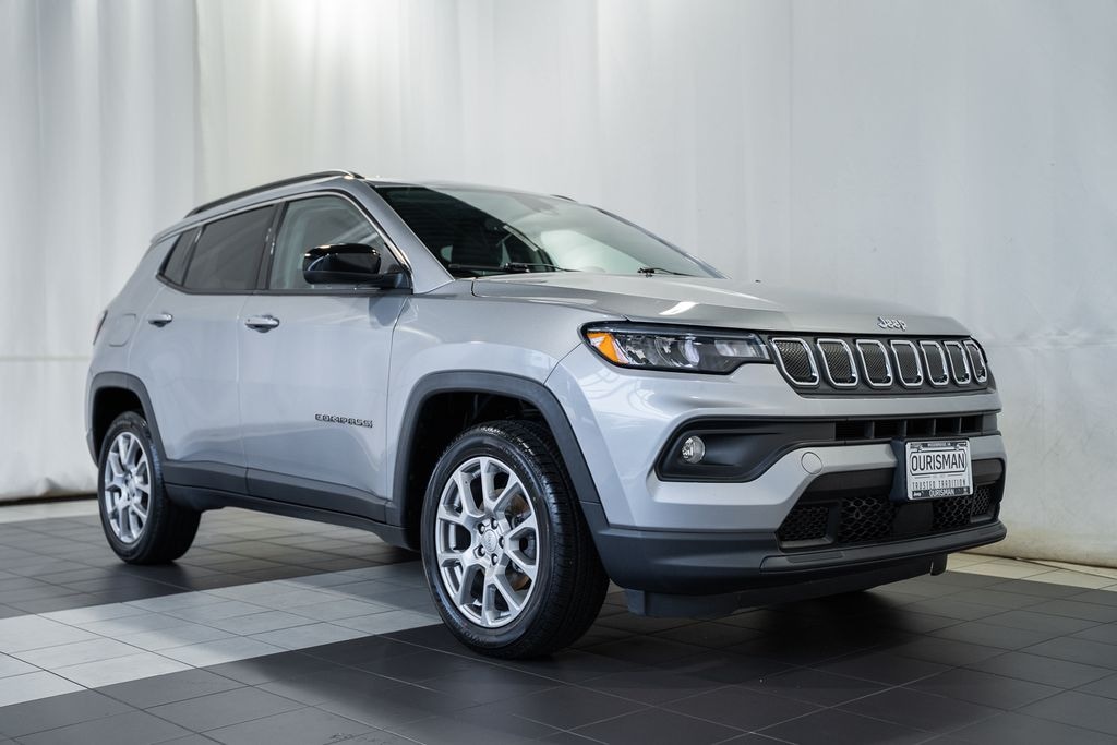 Certified 2022 Jeep Compass Latitude Lux SUV