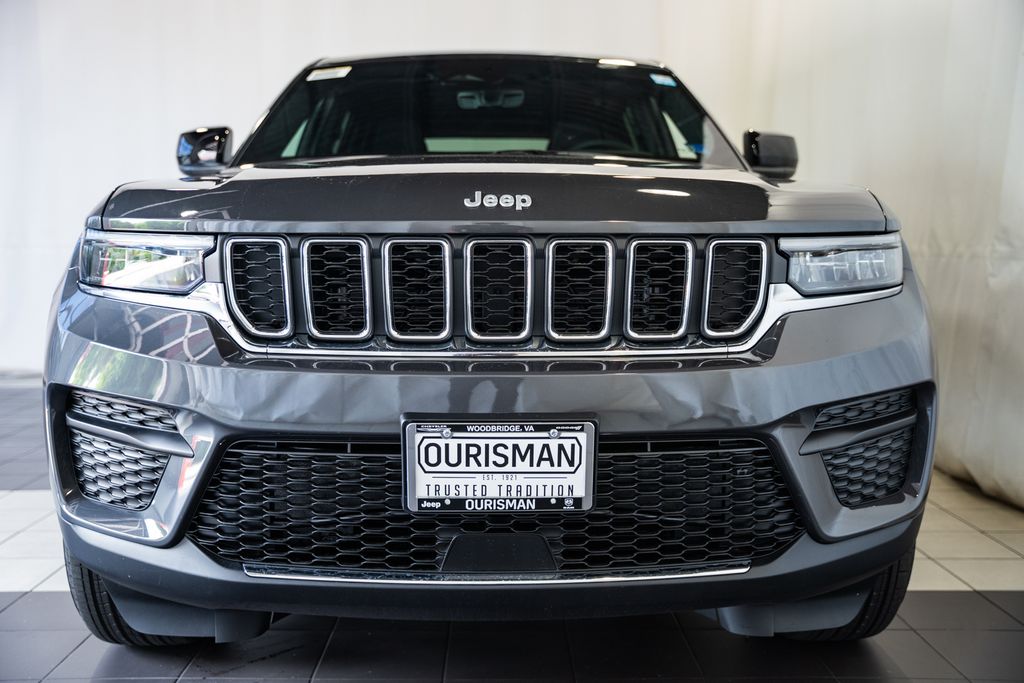 New 2026 Jeep Grand Cherokee Laredo X Sport Utility