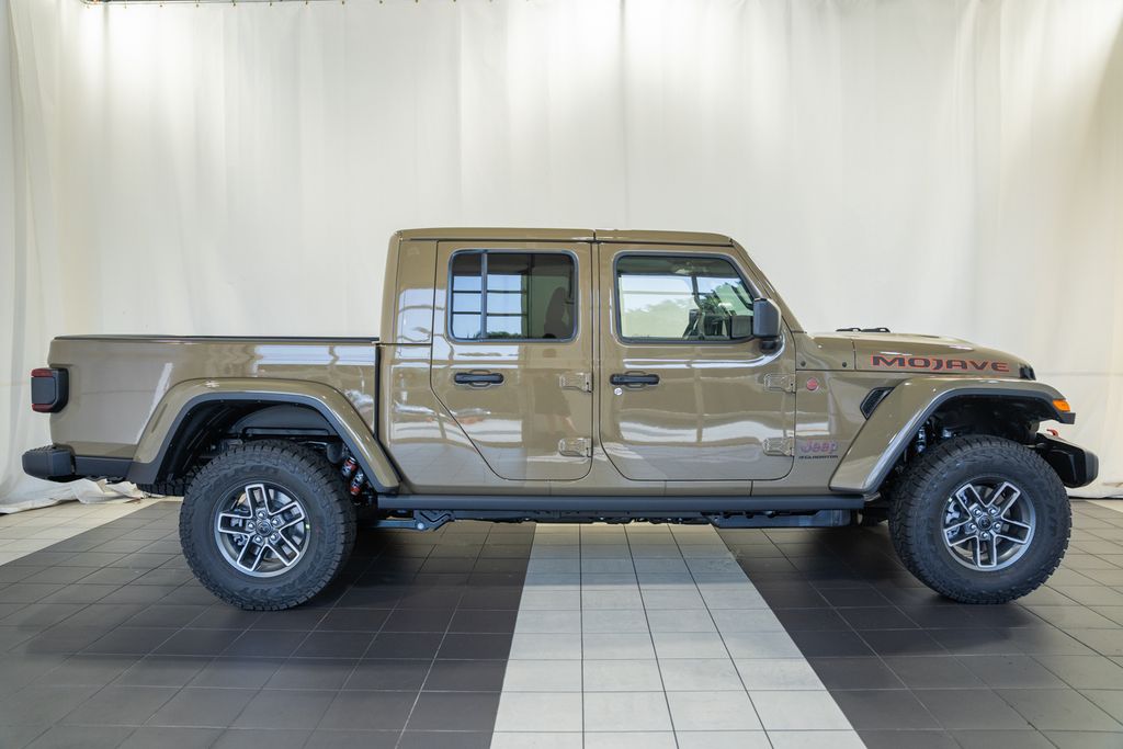 New 2027 Jeep Gladiator Mojave Pickup