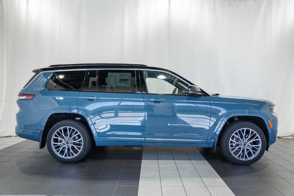 New 2027 Jeep Grand Cherokee L Summit Sport Utility