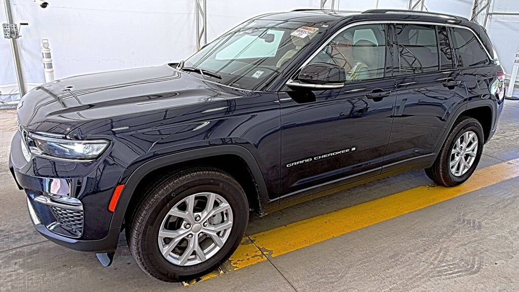 Used 2023 Jeep Grand Cherokee Limited SUV
