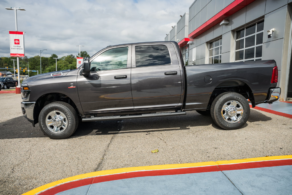 New 2027 Ram 3500 Tradesman Pickup
