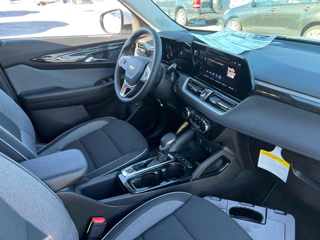 2026 Chevrolet Trailblazer LT - Photo 9