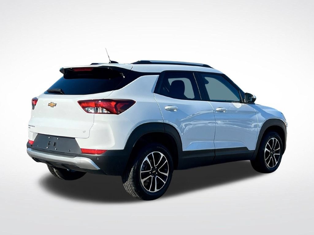 2026 Chevrolet Trailblazer LT - Photo 3