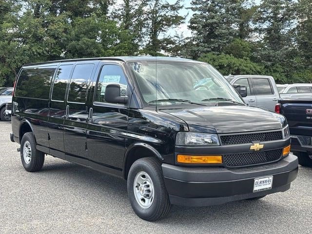 2026 Chevrolet Express Cargo