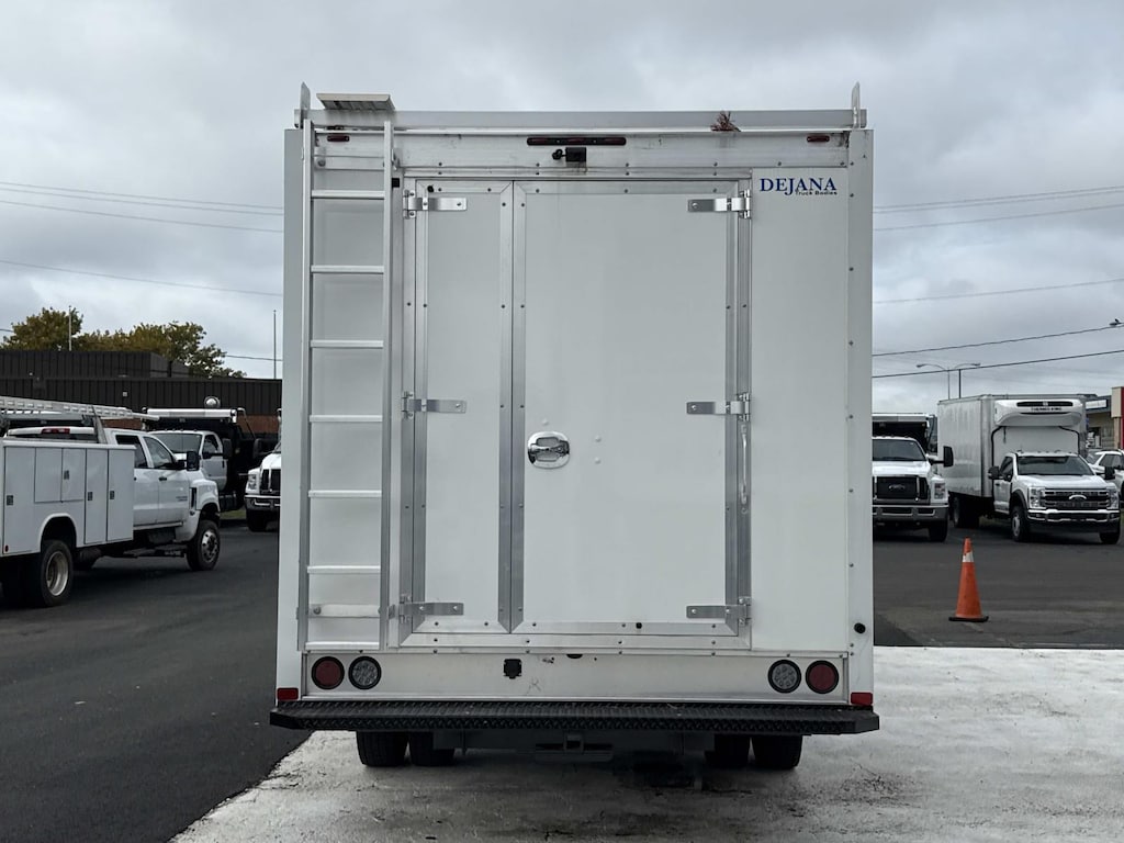 New 2026 Ford F-550 XL Regular Cab 4x4 w/ 12 Enclosed Service Body Service