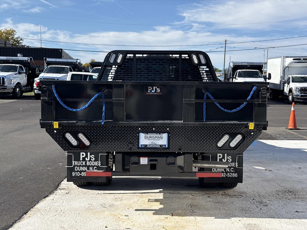 New 2026 Ford F-350 XL Crew Cab 4x4 w/ 10 Contractors Flatbed Flatbed