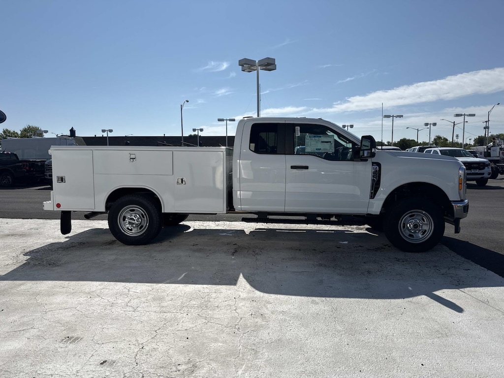 New 2026 Ford F-350 XL Super Cab 4x4 W/ 9 Reading Service Body Service