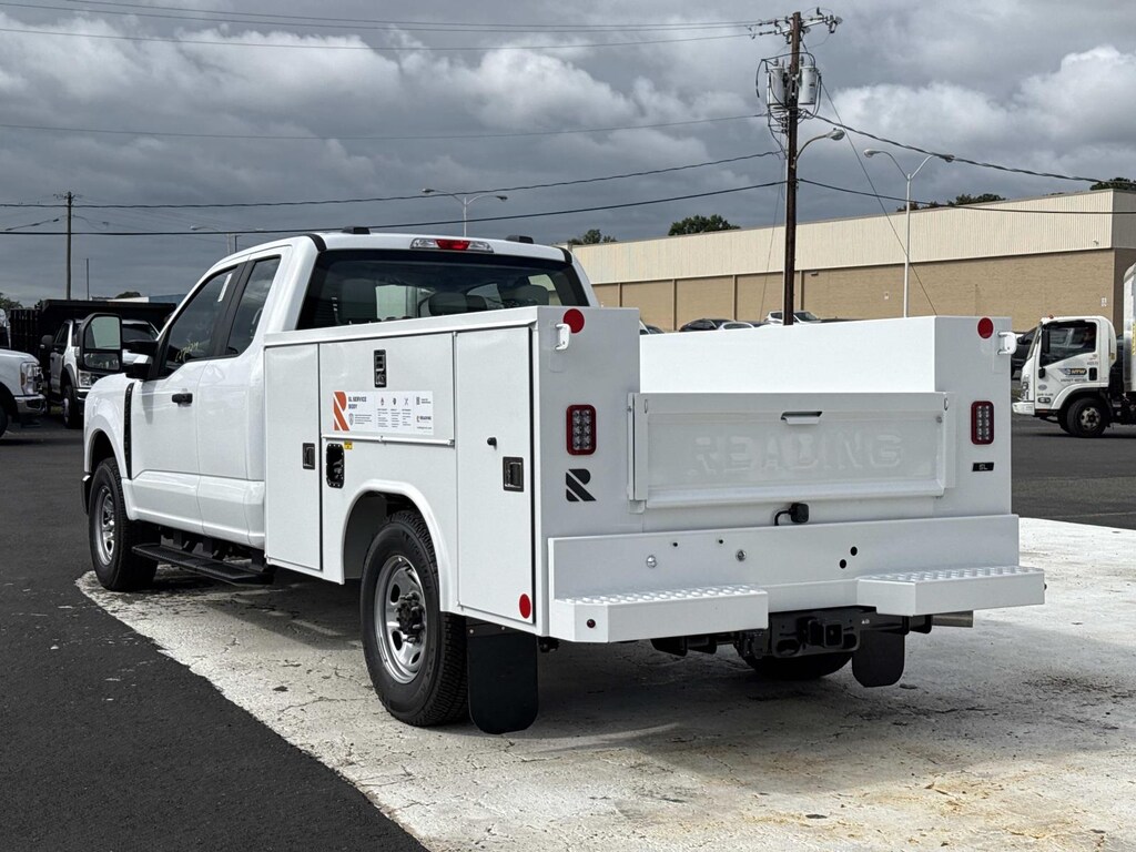 New 2027 Ford Super Duty F-250 SRW Extended Cab Pickup