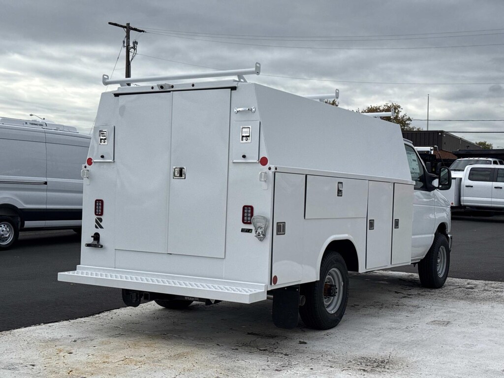 New 2027 Ford E-Series Cutaway