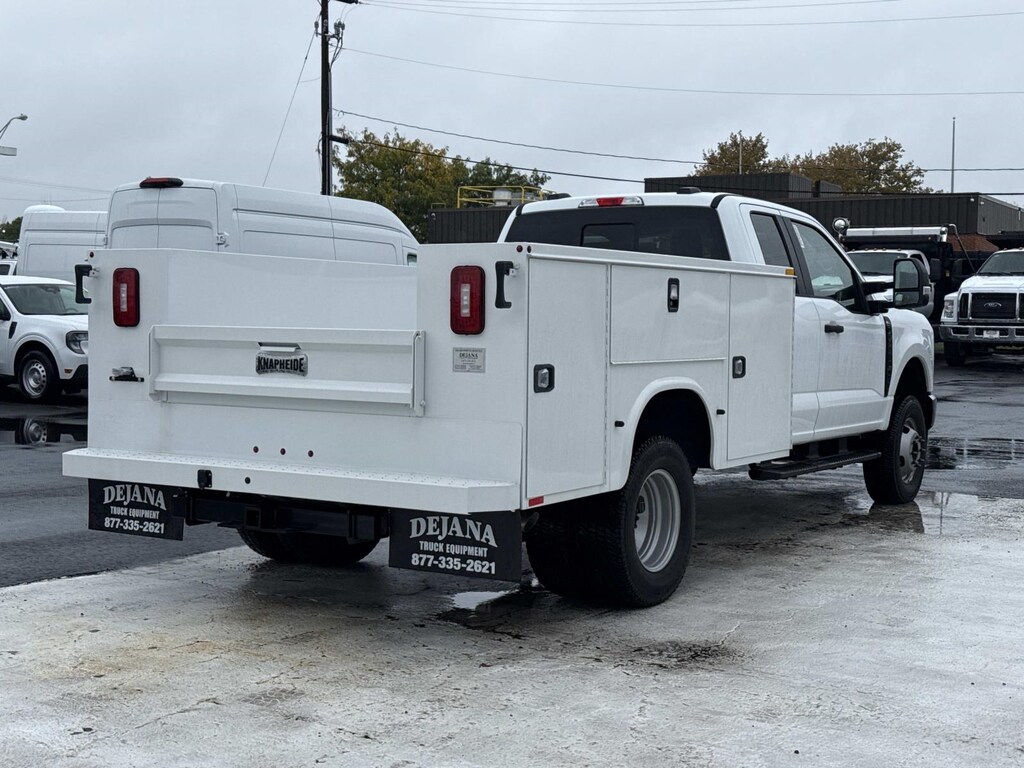 New 2027 Ford Super Duty F-350 DRW Extended Cab Chassis-Cab