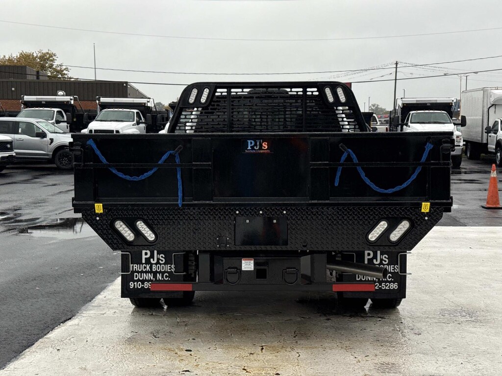 New 2026 Ford Super Duty F-350 DRW Crew Cab Chassis-Cab
