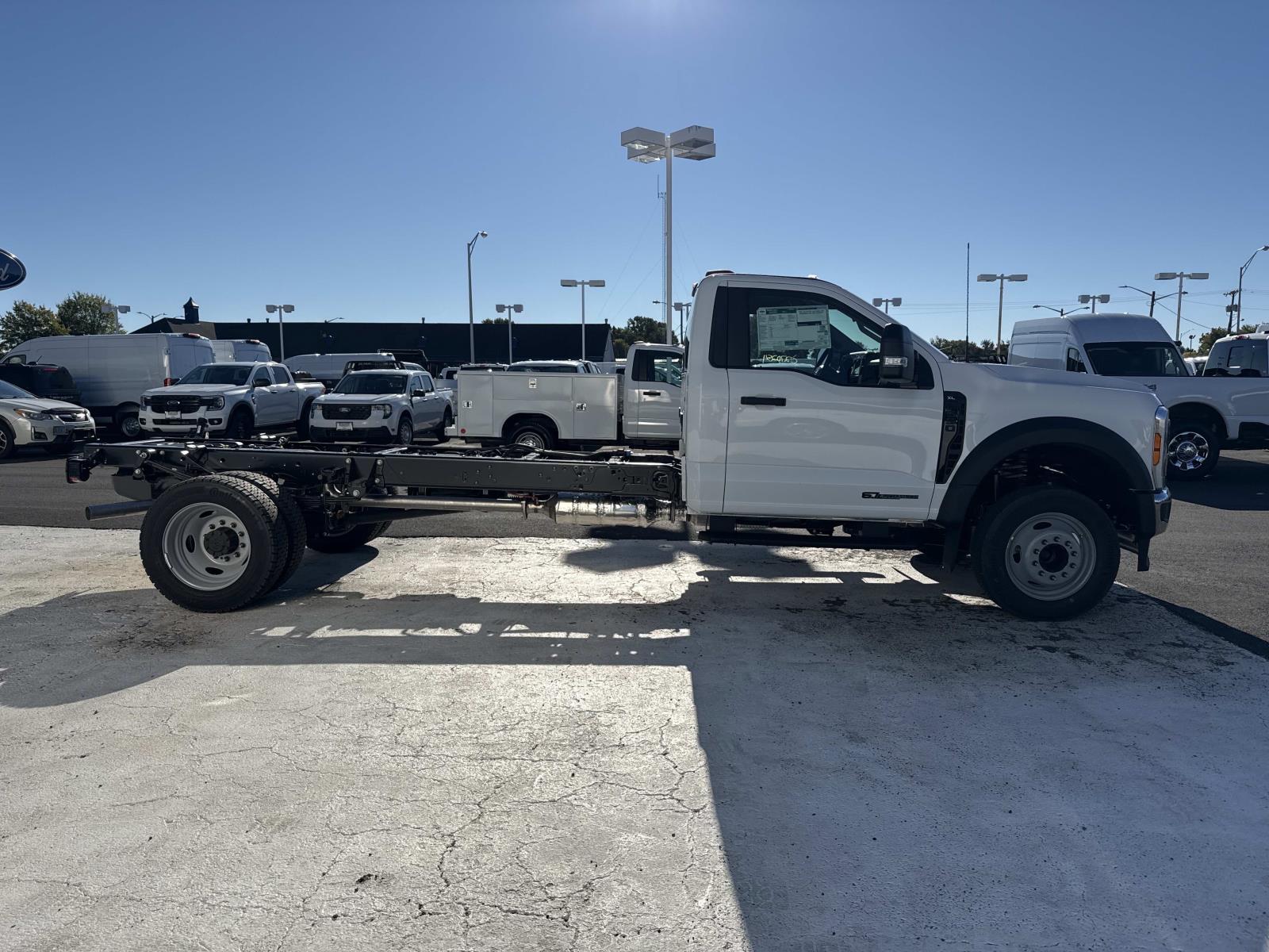 New 2027 Ford Super Duty F-550 DRW Regular Cab Chassis-Cab