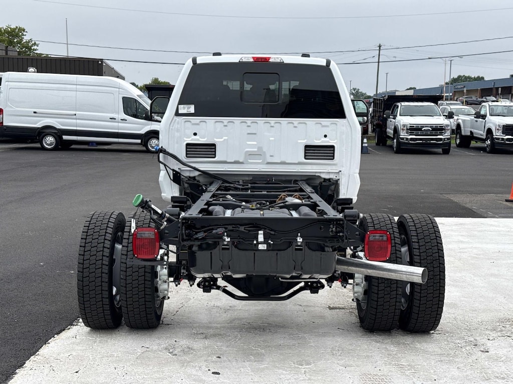 New 2026 Ford F-550 XL Super Cab 4x4 Bare Chassis 84 CA Extended Cab Chassis-Cab