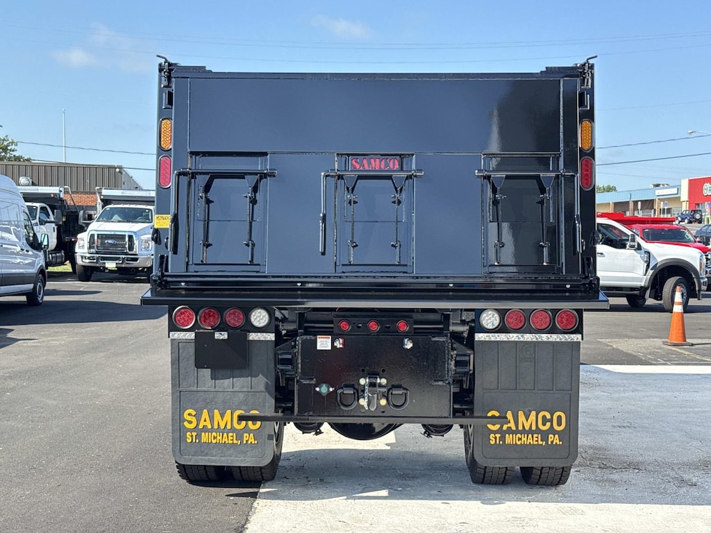 New 2027 Ford F-750 XL Regular Cab 4x2 W/ 13.5 SAMCO Dump Dump