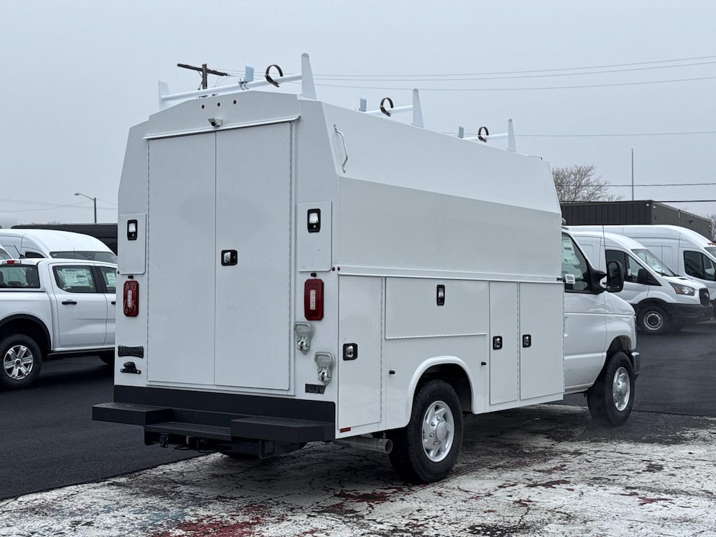 New 2026 Ford E-350 Cutaway 4x2 w/ 11 Enclosed Service Body Service
