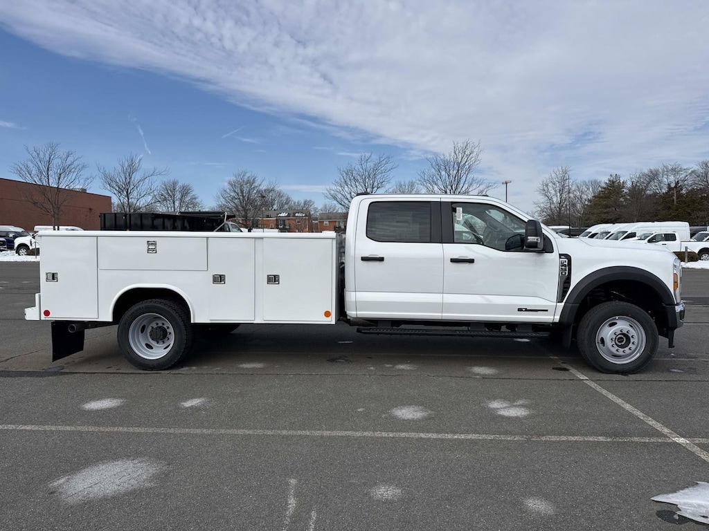 New 2026 Ford F-450 XL Crew Cab 4x4 w/ 11 Service Body Service