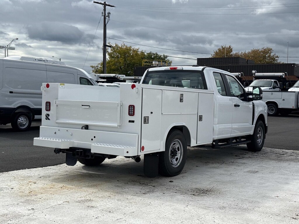 New 2027 Ford Super Duty F-250 SRW Extended Cab Pickup