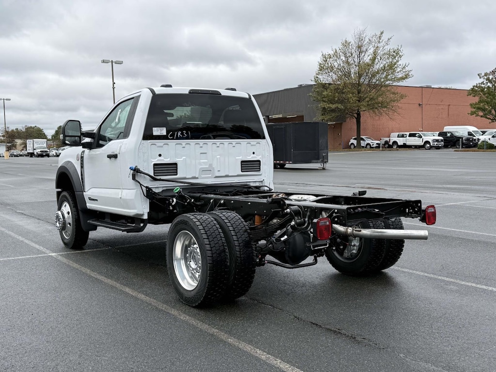 New 2026 Ford F-450 XLT Regular Cab 4x4 Bare Chassis 60 CA Regular Cab Chassis-Cab
