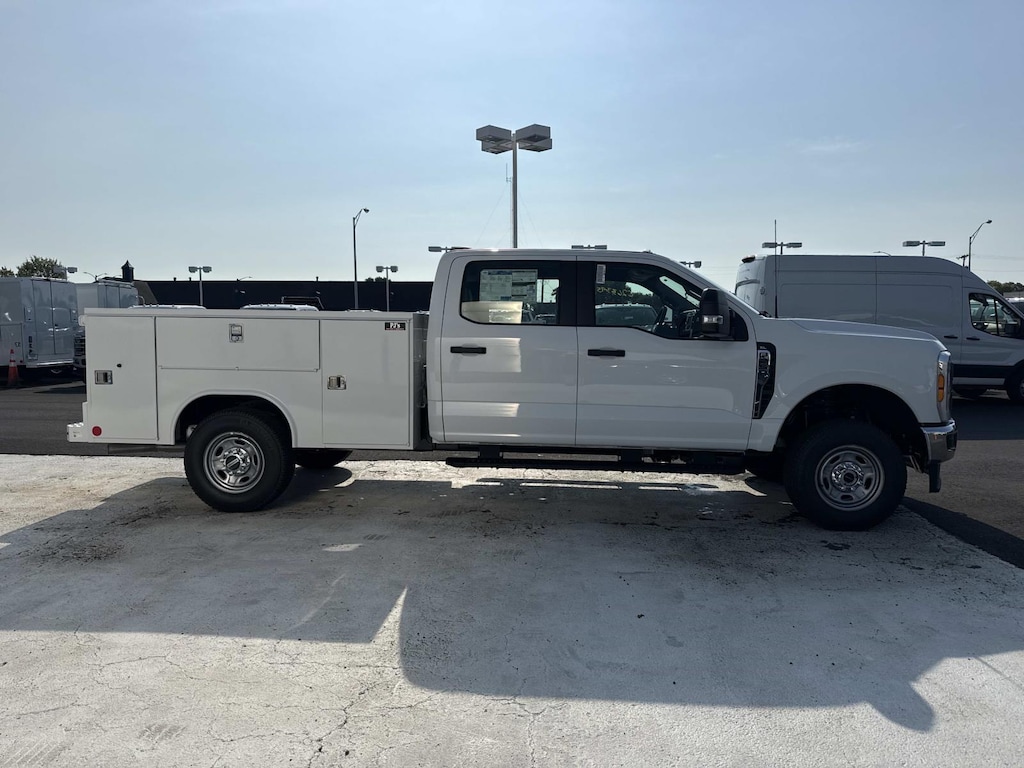 New 2026 Ford F-250 XL Crew Cab 4x4 W/ 8 Service Body Service