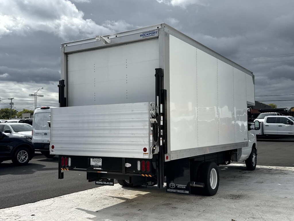 New 2027 Ford E-Series Cutaway