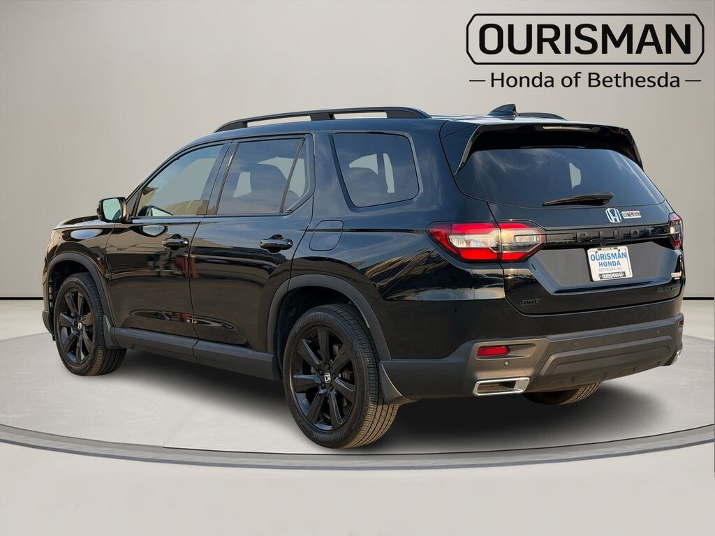 Used 2025 Honda Pilot Black Edition SUV