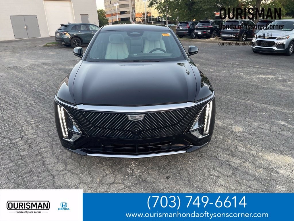 2024 Cadillac LYRIQ
