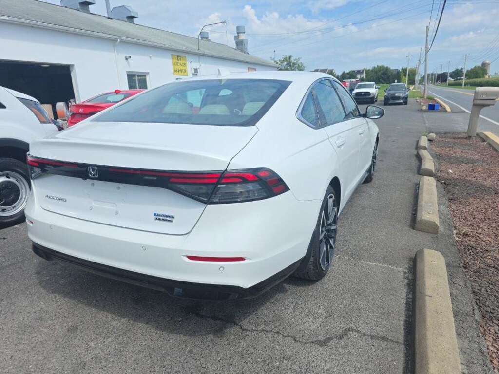 Used 2024 Honda Accord Hybrid Touring Sedan